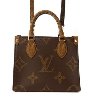 Louis Vuitton Monogram Giant On the Go Bag